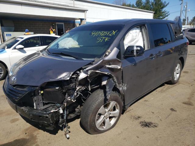 Photo 2 from auction – 2015 TOYOTA SIENNA with VIN 5TDZK3DC3FS655931