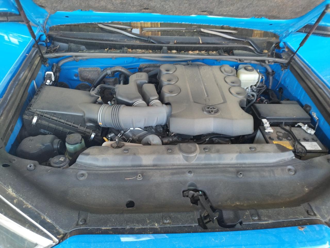Photo 7 from auction – 2019 TOYOTA 4RUNNER SR with VIN JTEBU5JR4K5665704
