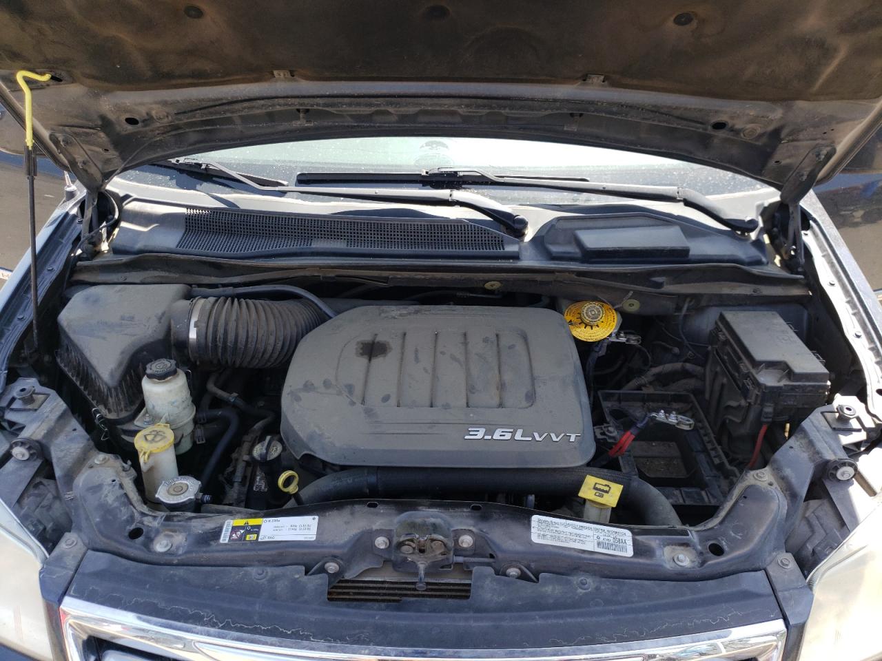 Photo 7 from auction – 2014 CHRYSLER TOWN & COU with VIN 2C4RC1BG7ER358059