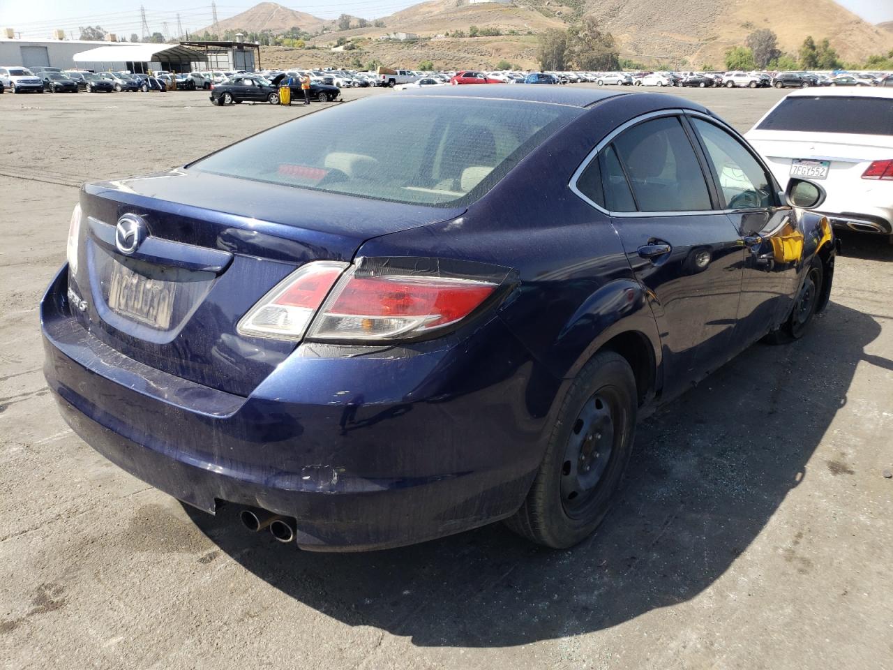 Photo 4 from auction – 2010 MAZDA 6 I with VIN 1YVHZ8BH3A5M11403
