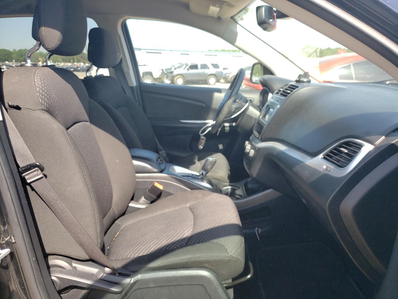 Photo 5 from auction – 2020 DODGE JOURNEY SE with VIN 3C4PDCAB0LT232528