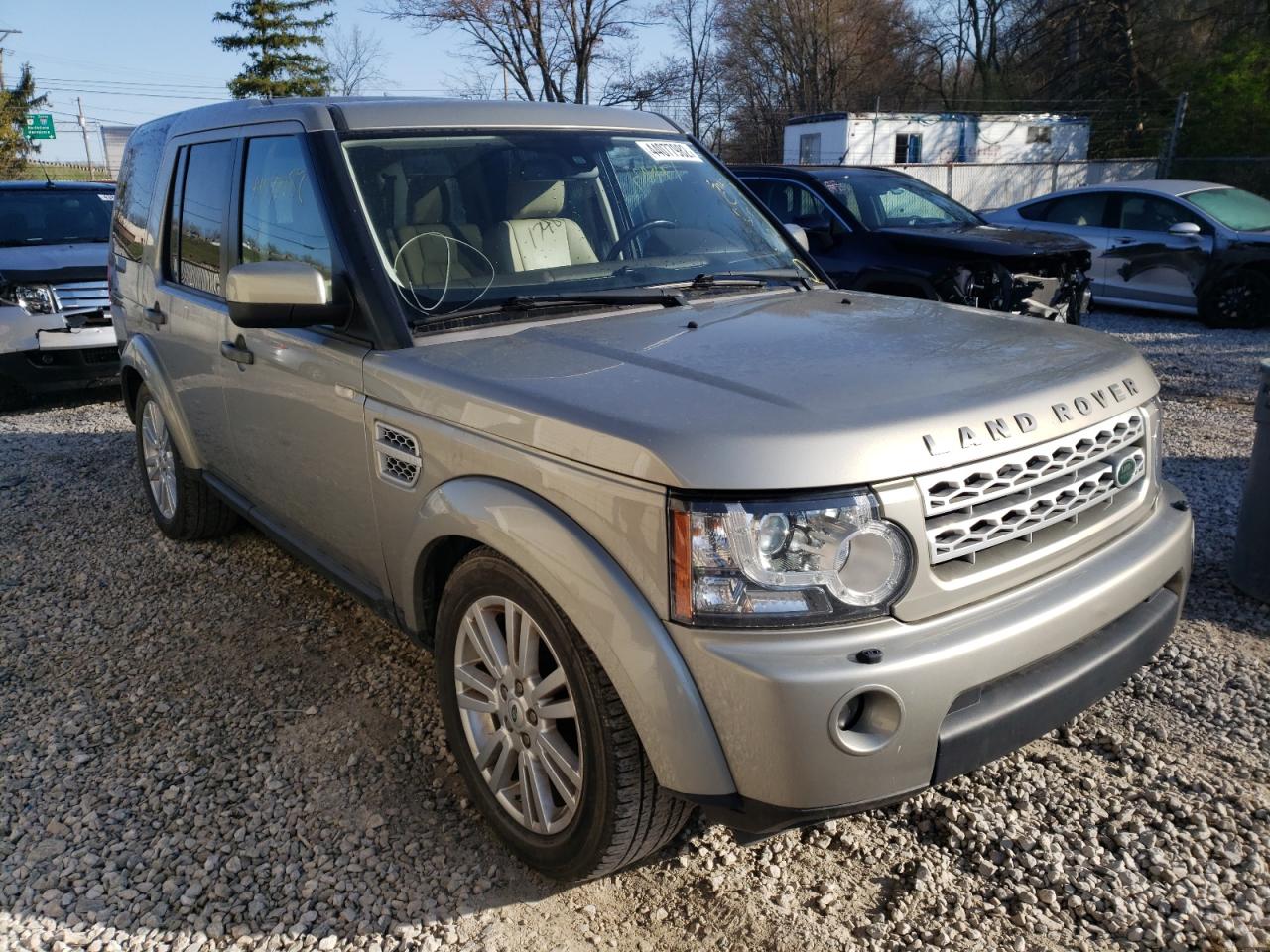LAND ROVER LR4 HSE 2011 with VIN SALAG2D45BA568128 - Photo from auction