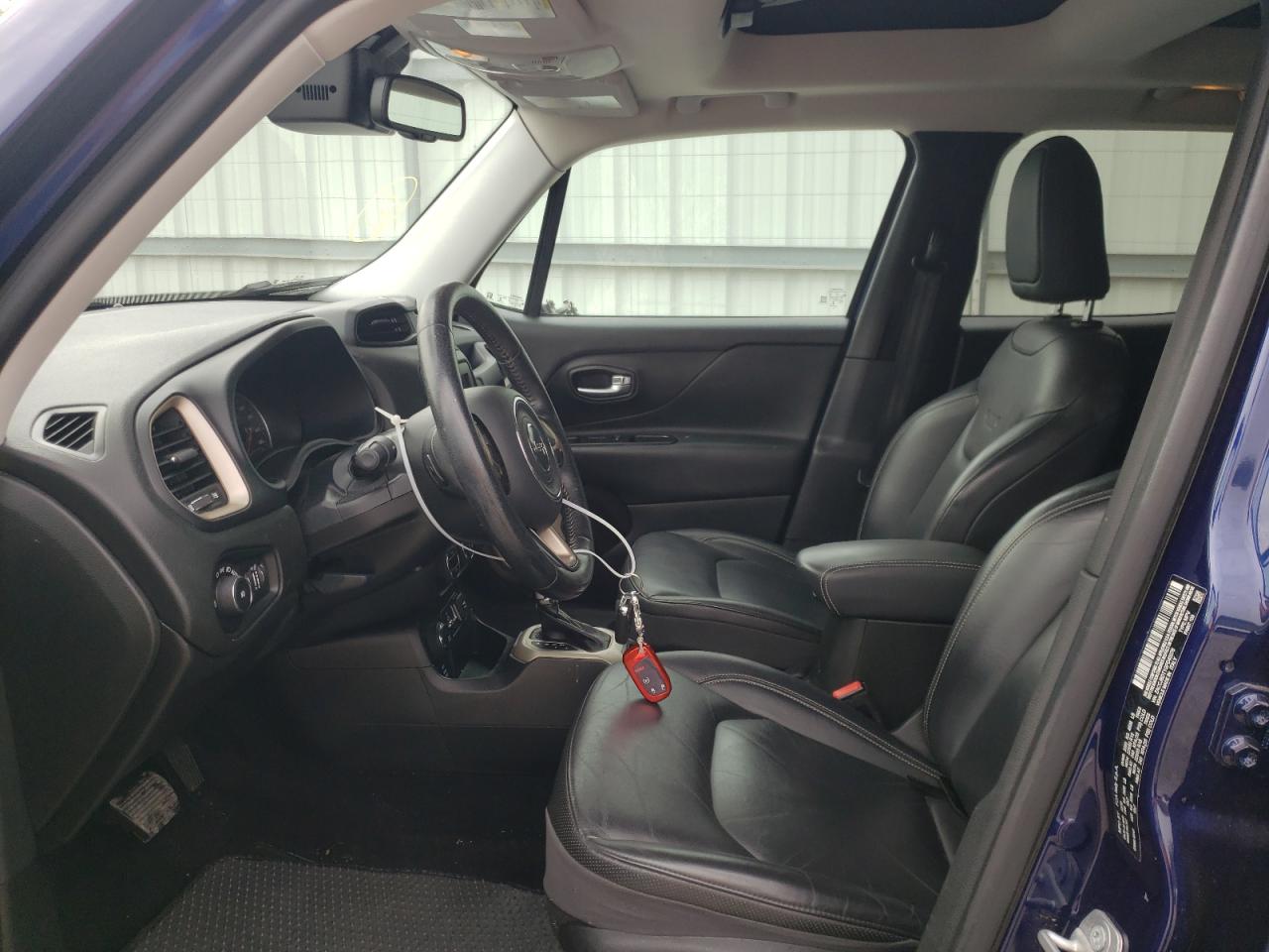 Photo 5 from auction – 2016 JEEP RENEGADE L with VIN ZACCJBDT1GPD40076
