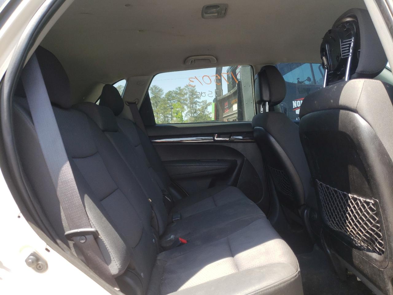 Photo 6 from auction – 2012 KIA SORENTO BA with VIN 5XYKT3A62CG209694