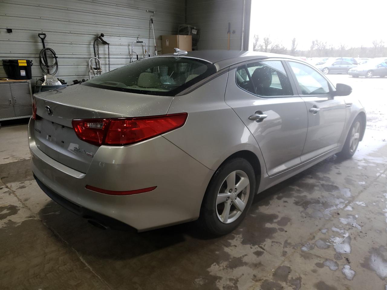 Photo 4 from auction – 2014 KIA OPTIMA LX with VIN KNAGM4A73E5479561