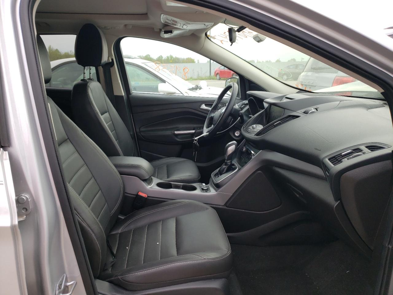 Photo 5 from auction – 2014 FORD ESCAPE SE with VIN 1FMCU0G95EUA68960