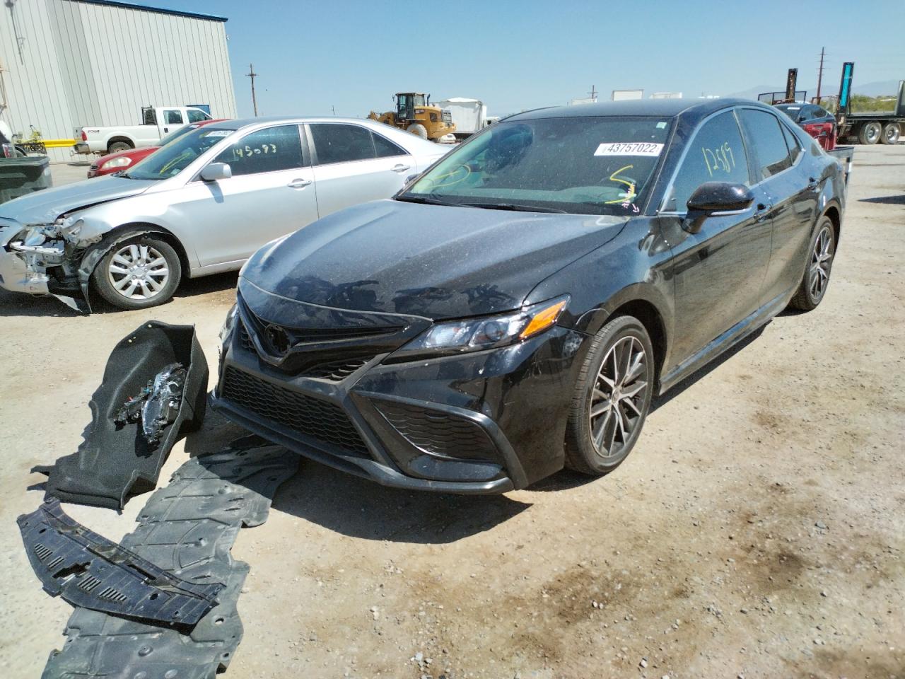 Photo 15 from auction – 2022 TOYOTA CAMRY SE with VIN 4T1G11AK4NU659812