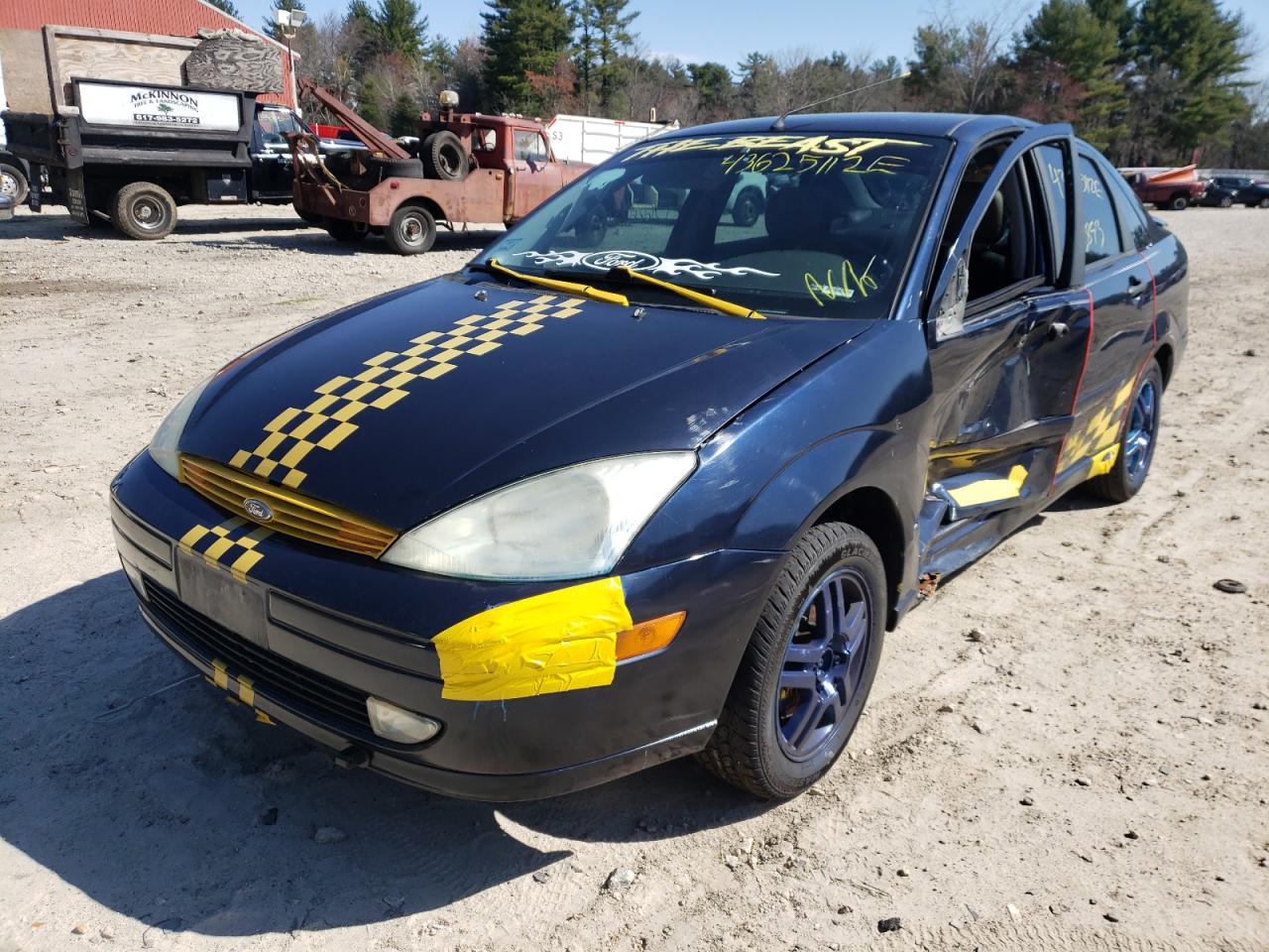 Photo 2 from auction – 2001 FORD FOCUS SE with VIN 1FAFP34311W379123