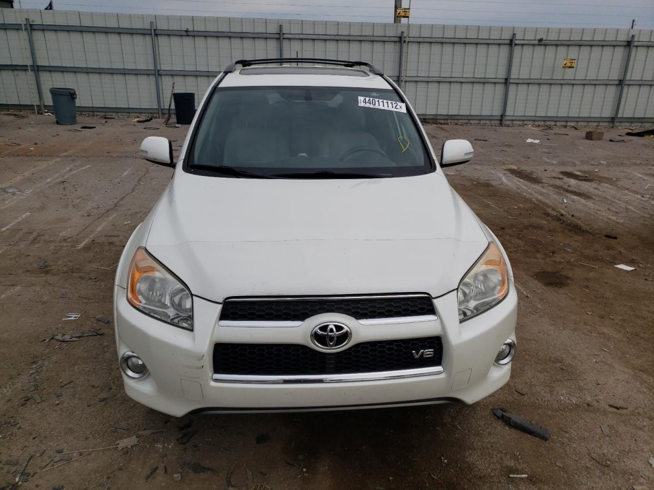 Photo 9 from auction – 2009 TOYOTA RAV4 LIMIT with VIN JTMBK31V095076669