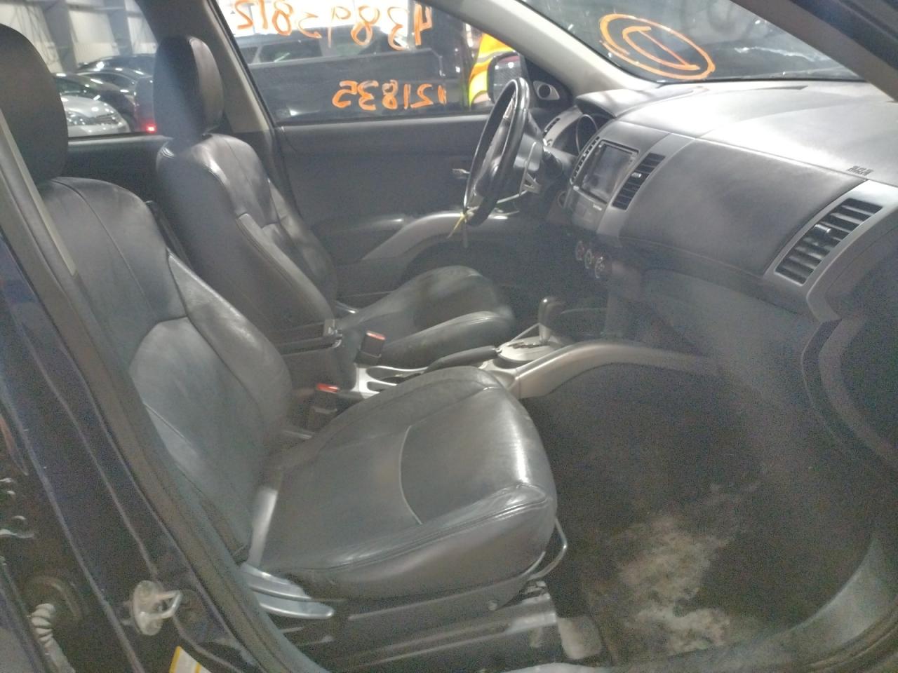 Photo 5 from auction – 2012 MITSUBISHI OUTLANDER with VIN JA4JT3AW4CU003734