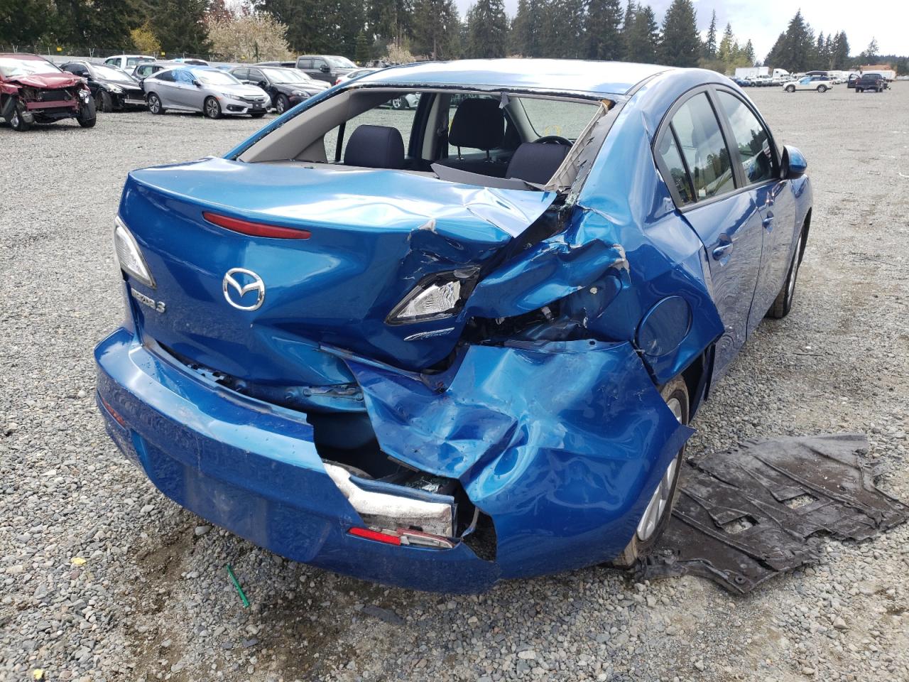 Photo 4 from auction – 2012 MAZDA 3 I with VIN JM1BL1V80C1545487