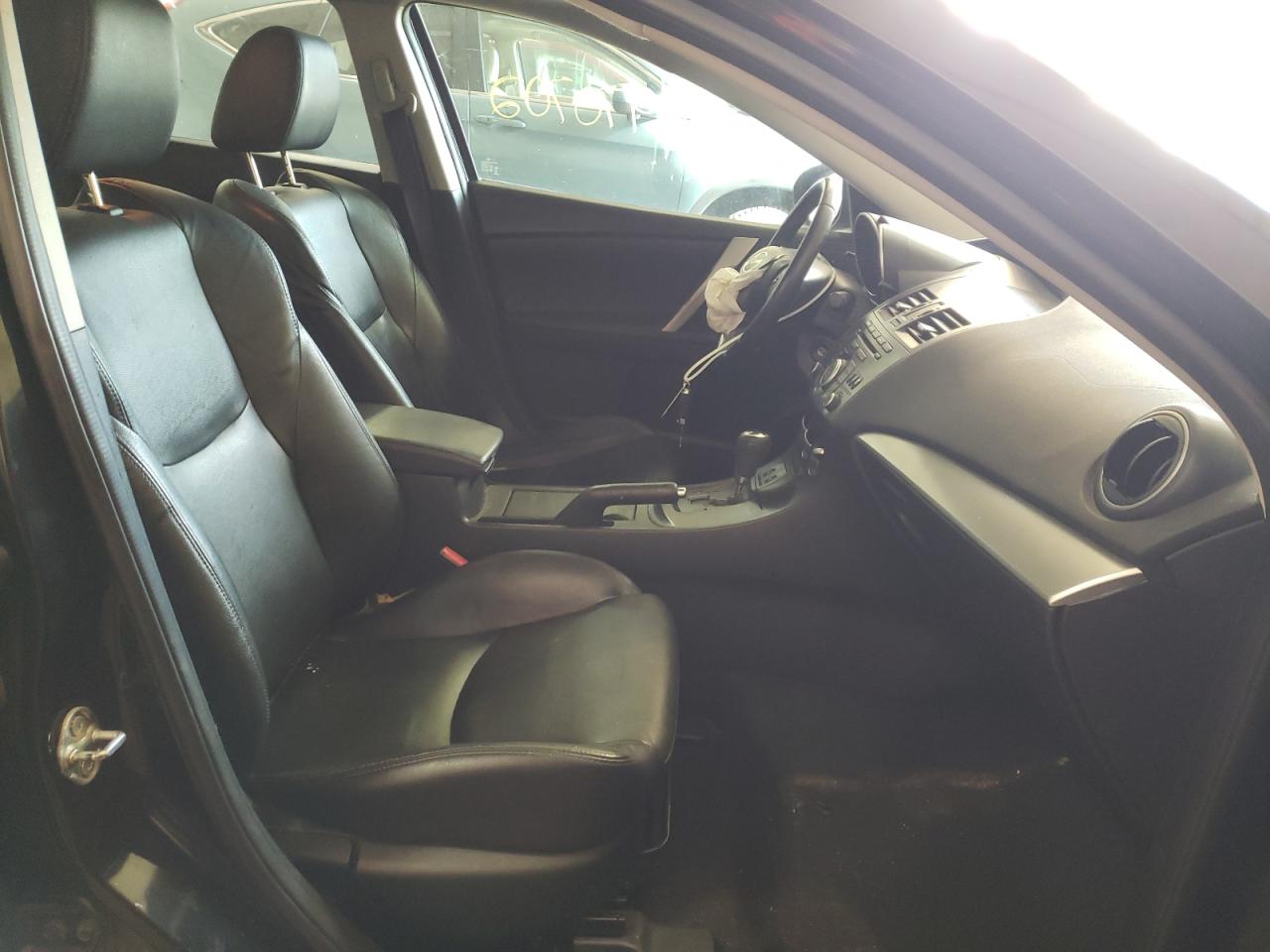 Photo 5 from auction – 2012 MAZDA 3 I with VIN JM1BL1W80C1577435