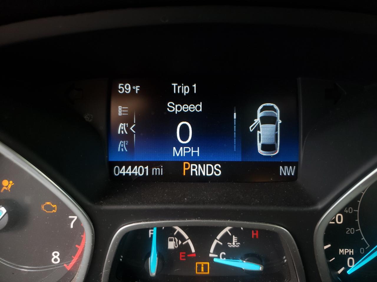Photo 8 from auction – 2017 FORD ESCAPE SE with VIN 1FMCU0GD4HUE47313