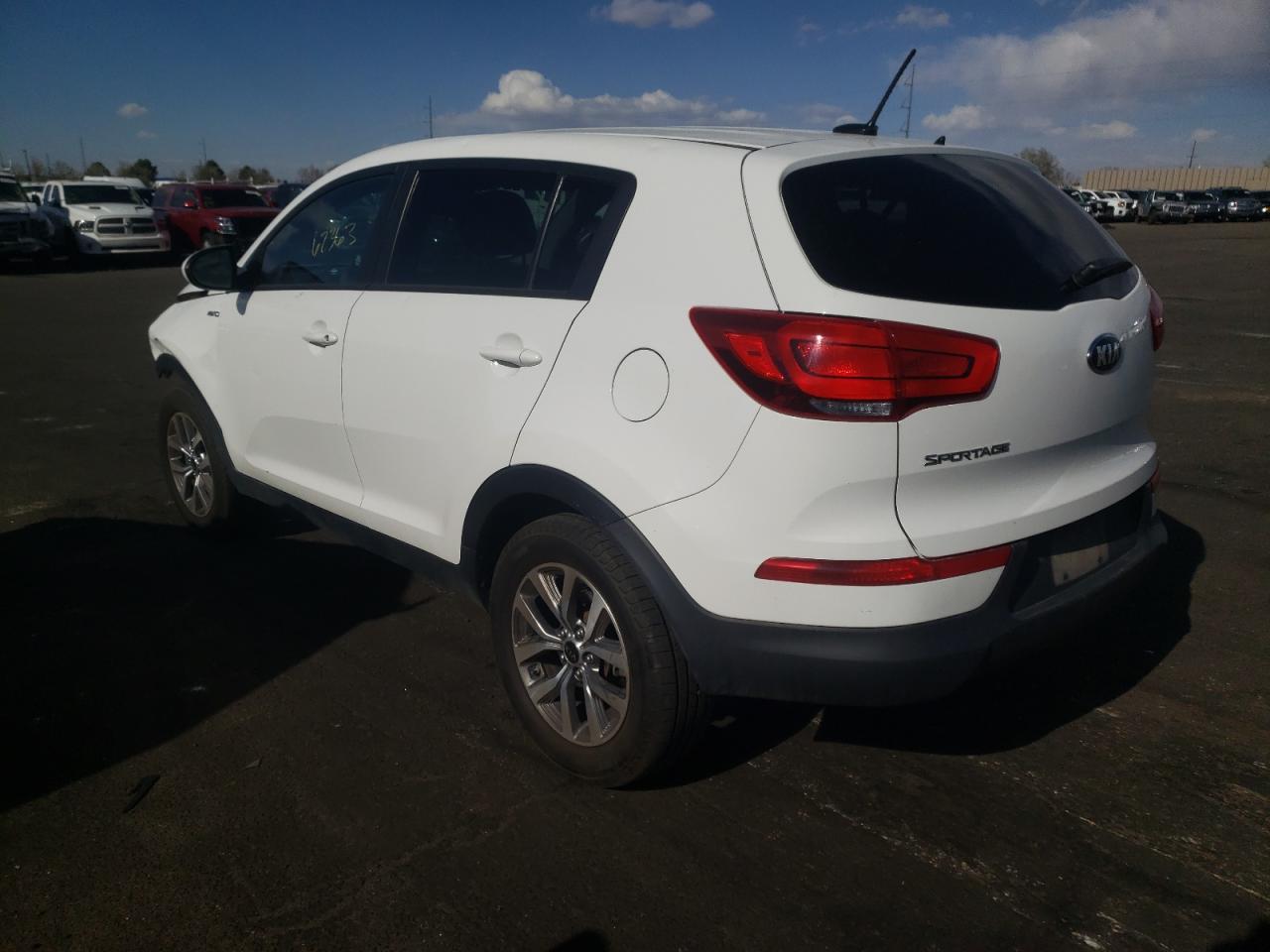 Photo 3 from auction – 2014 KIA SPORTAGE L with VIN KNDPBCAC3E7642455