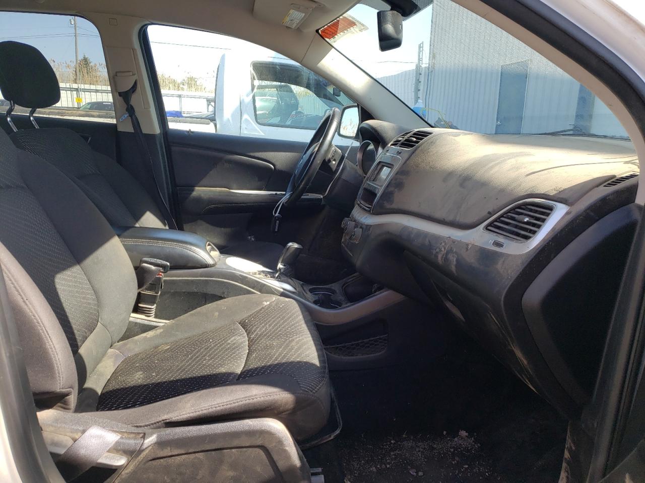 Photo 5 from auction – 2015 DODGE JOURNEY SE with VIN 3C4PDCAB8FT509950