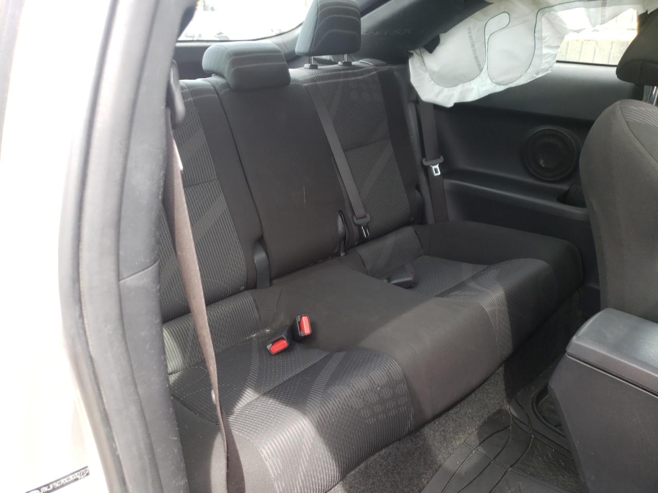Photo 6 from auction – 2012 TOYOTA SCION TC with VIN JTKJF5C70C3032712