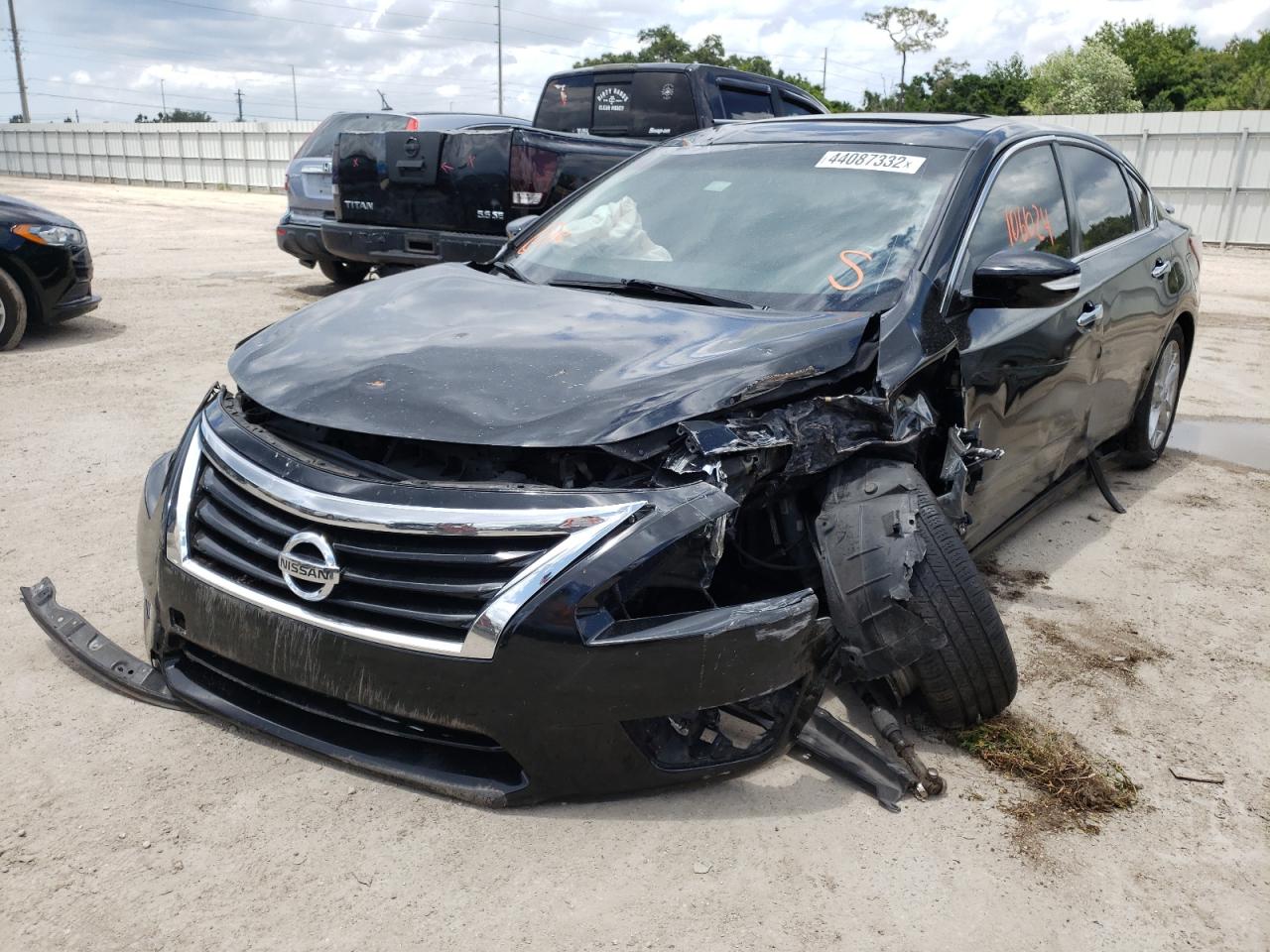 Photo 2 from auction – 2013 NISSAN ALTIMA 2.5 with VIN 1N4AL3AP8DN546018