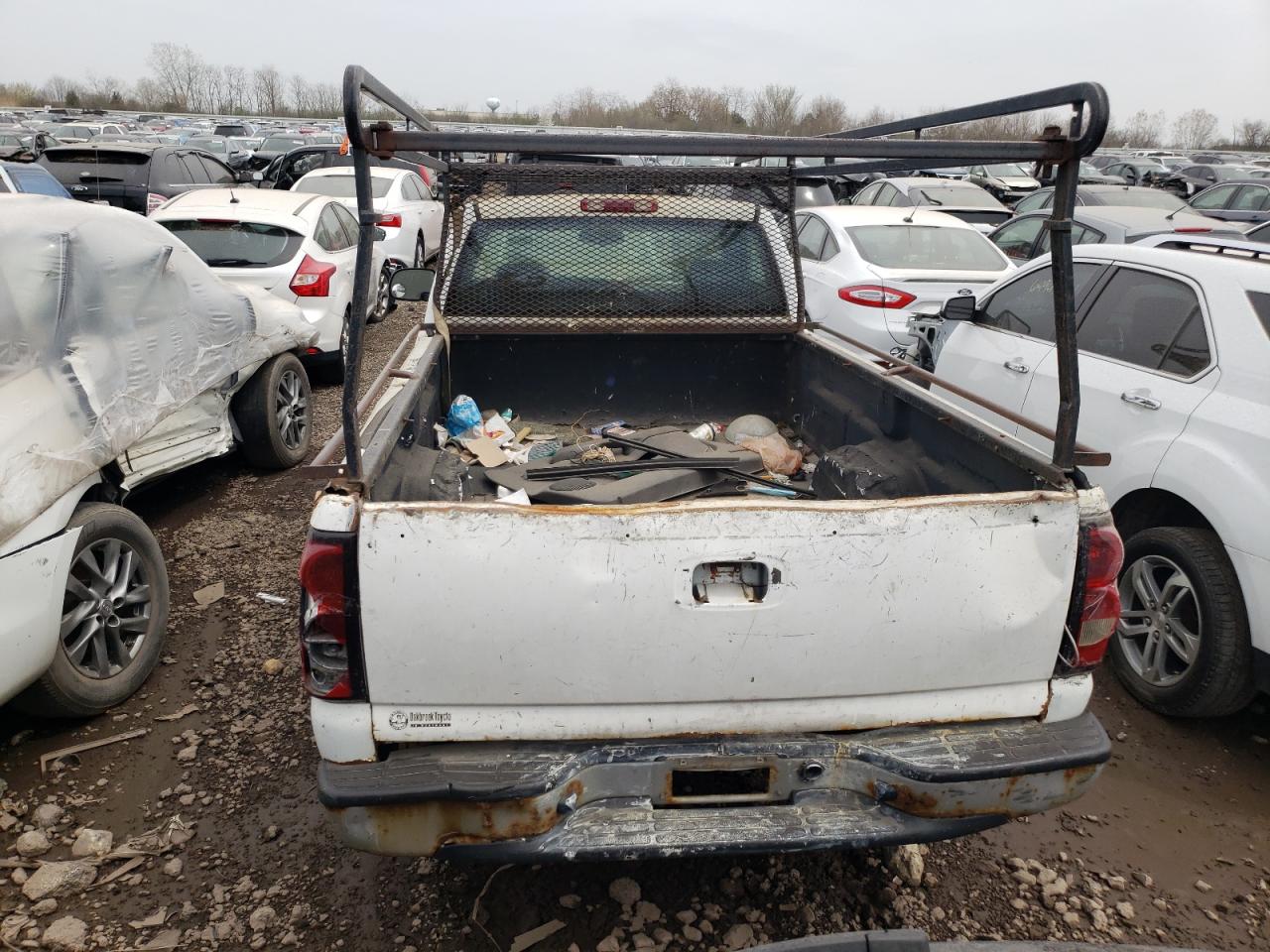 Photo 6 from auction – 2005 CHEVROLET silverado with VIN 1GCEC14X25Z149880