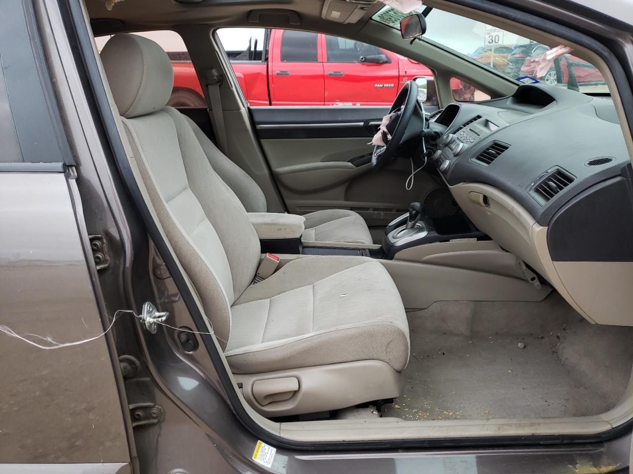 Photo 5 from auction – 2009 HONDA CIVIC EX with VIN 2HGFA16869H535807