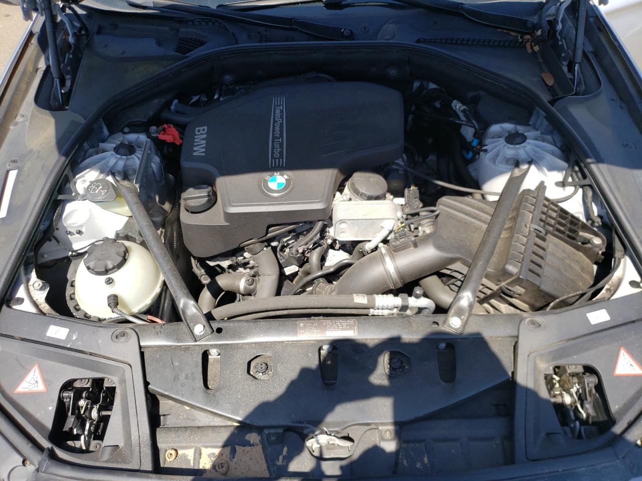 Photo 7 from auction – 2012 BMW 528 XI with VIN WBAXH5C50CDW10423