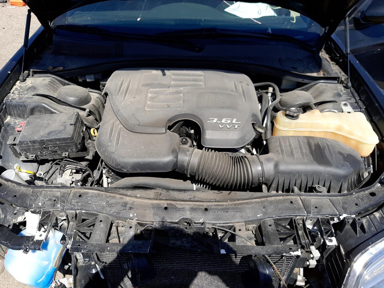 Photo 7 from auction – 2016 CHRYSLER 300 S with VIN 2C3CCABG4GH310960
