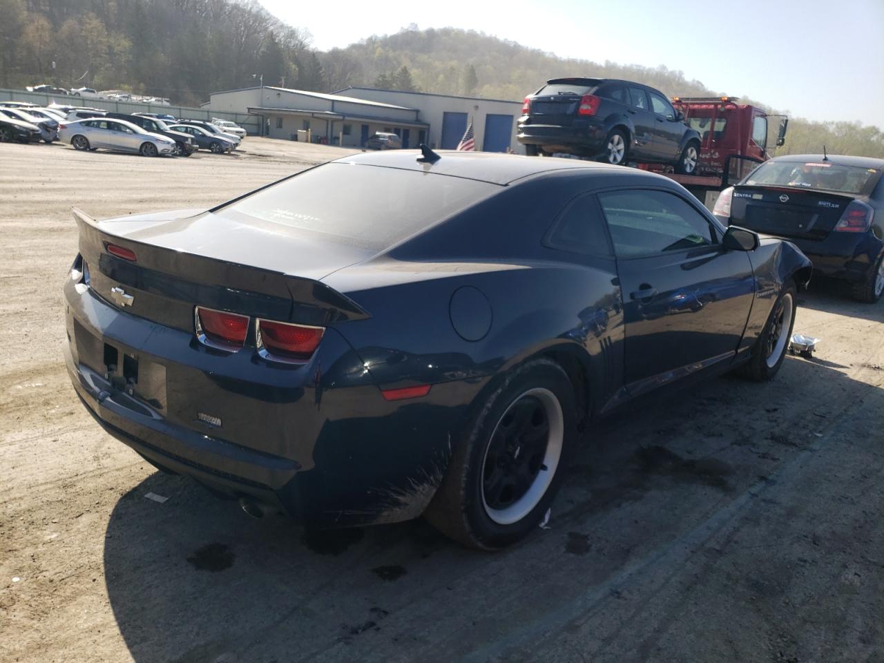Photo 4 from auction – 2013 CHEVROLET CAMARO LS with VIN 2G1FA1E39D9141038