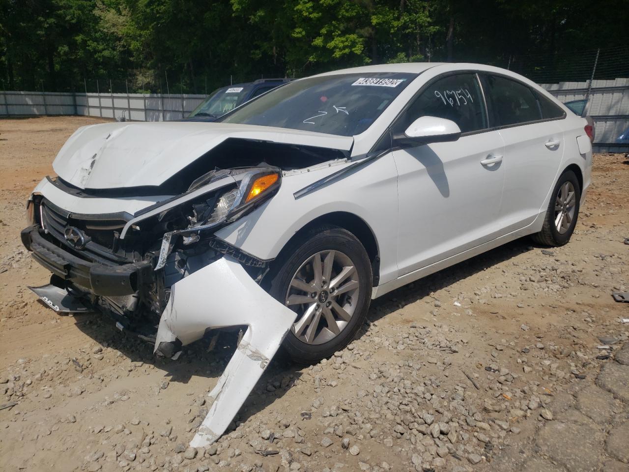 Photo 2 from auction – 2016 HYUNDAI SONATA SE with VIN 5NPE24AF9GH414949
