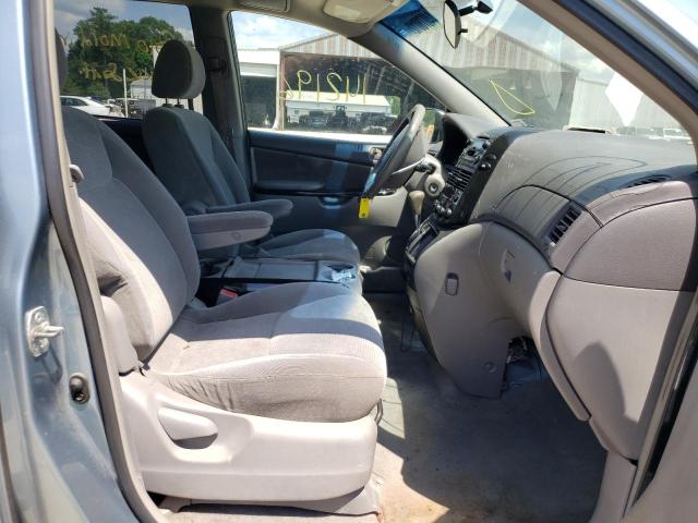 Photo 5 from auction – 2004 TOYOTA SIENNA CE with VIN 5TDZA23C94S191667