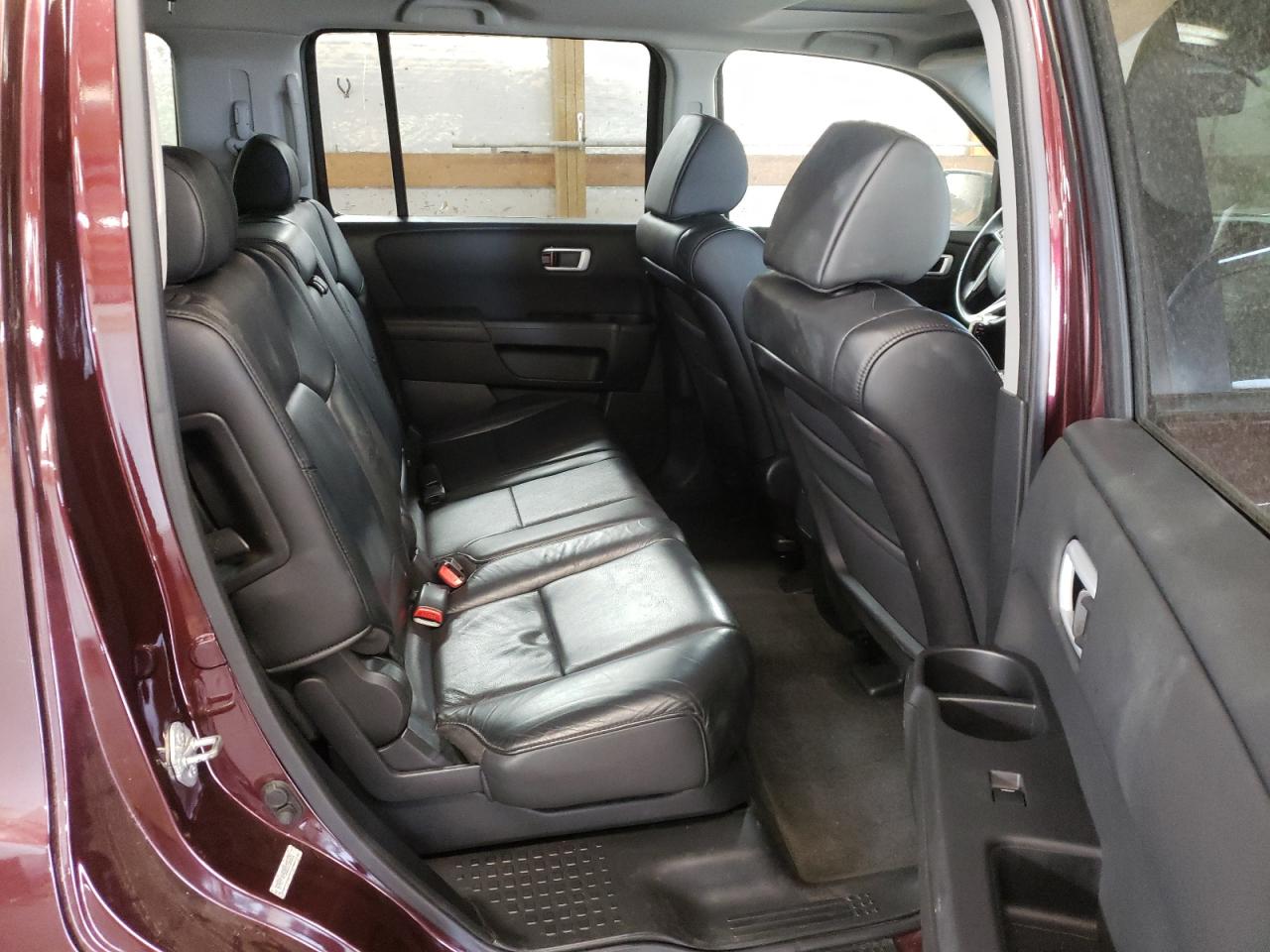 Photo 6 from auction – 2011 HONDA PILOT EXL with VIN 5FNYF4H50BB056601