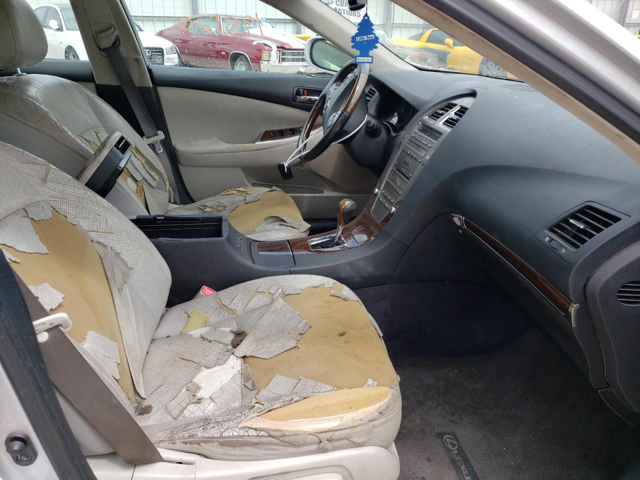 Photo 5 from auction – 2011 LEXUS ES 350 with VIN JTHBK1EG4B2433440