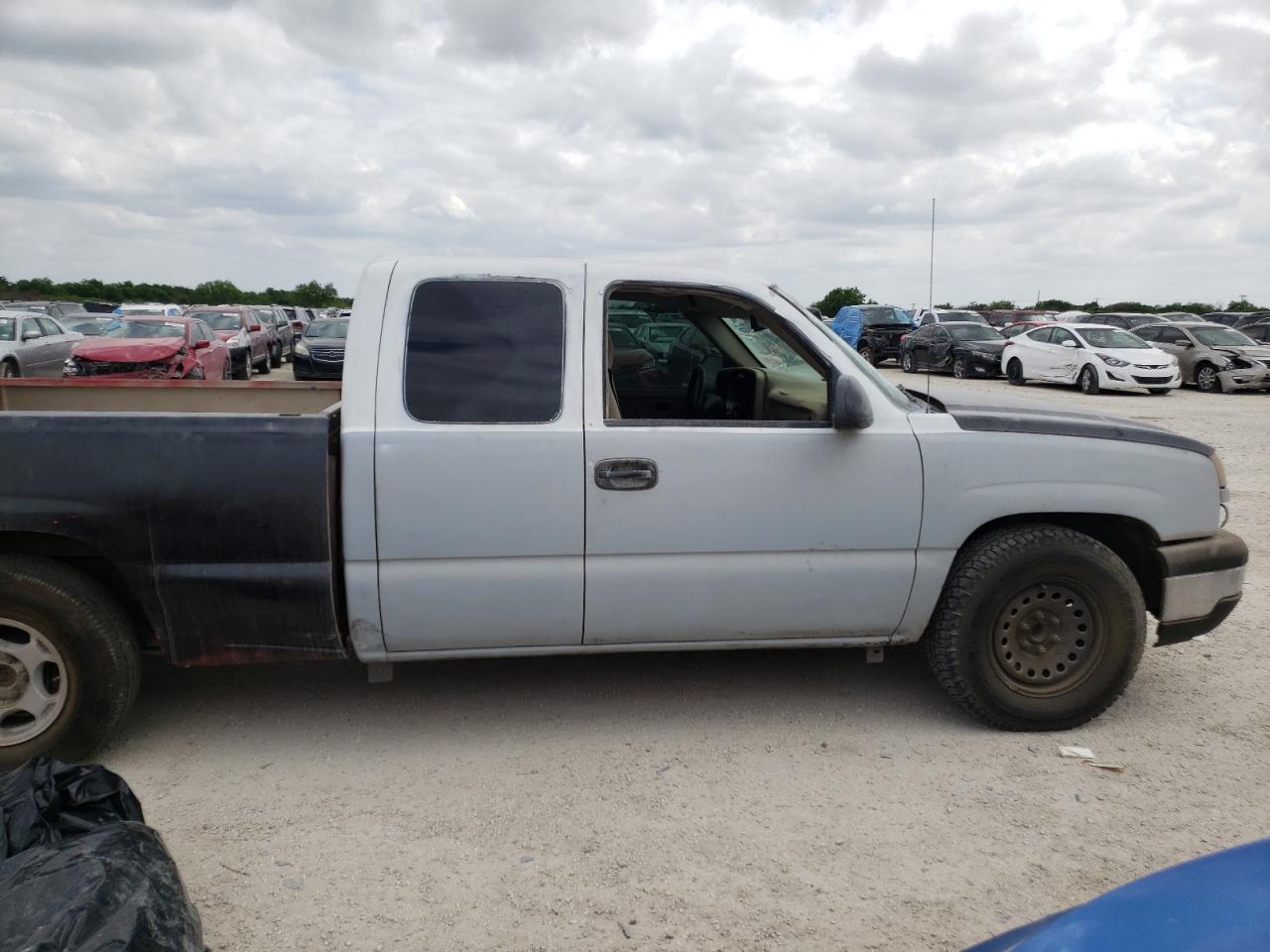Photo 9 from auction – 2004 CHEVROLET SILVERADO with VIN 2GCEC19V841218084