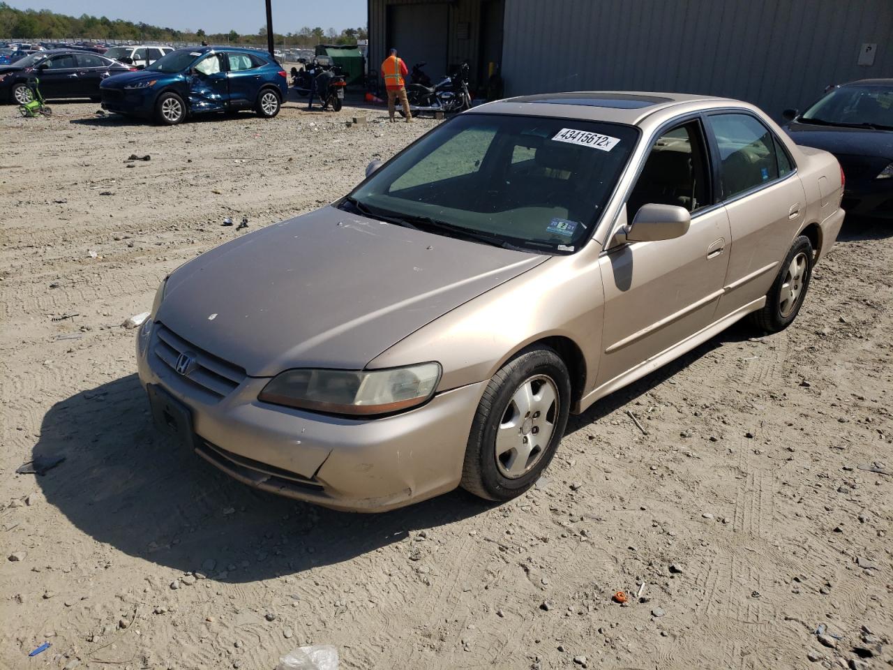 Photo 2 from auction – 2001 HONDA ACCORD with VIN 1HGCG16591A048059