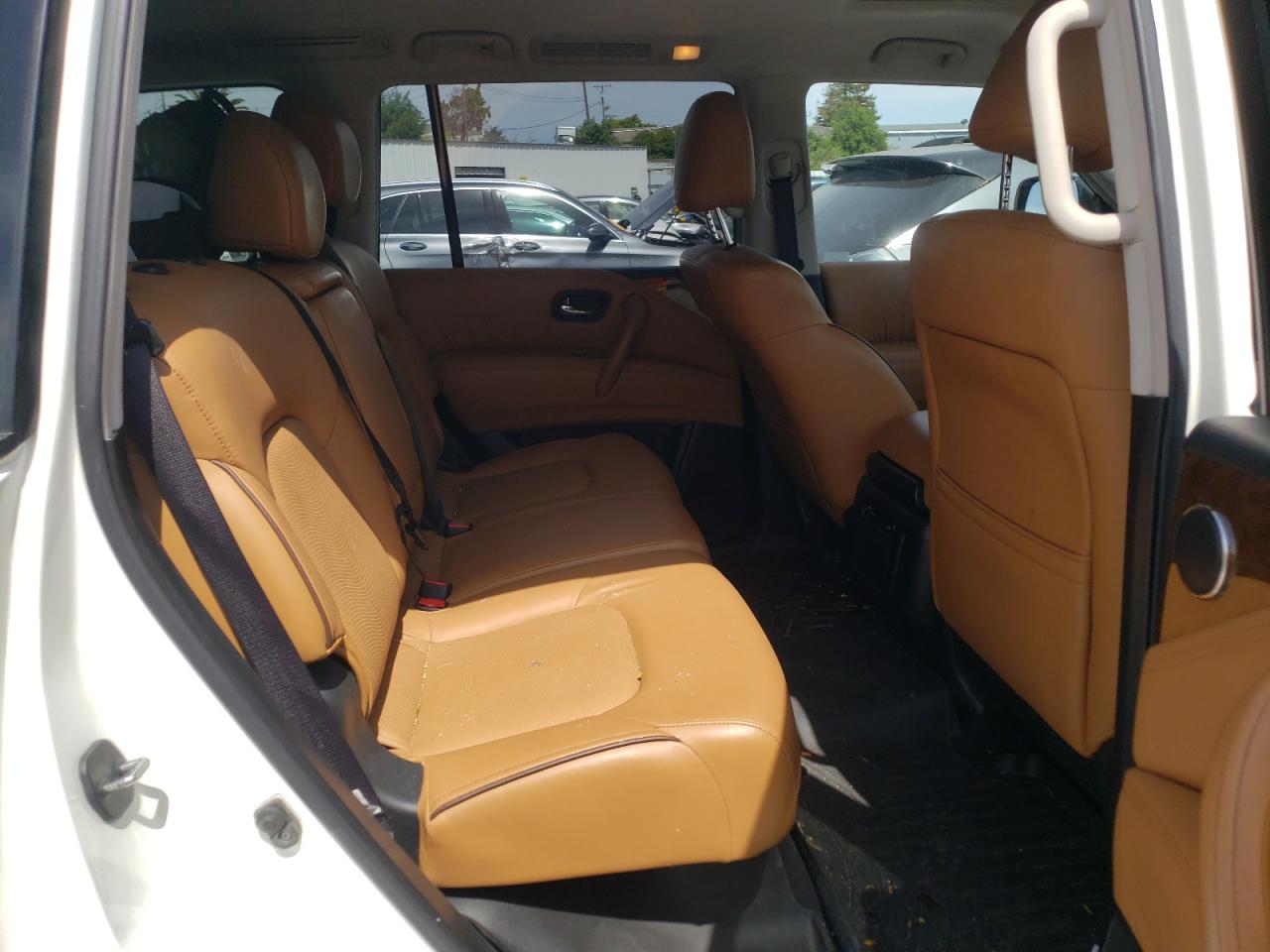 Photo 6 from auction – 2017 INFINITI QX80 BASE with VIN JN8AZ2ND2H9830587