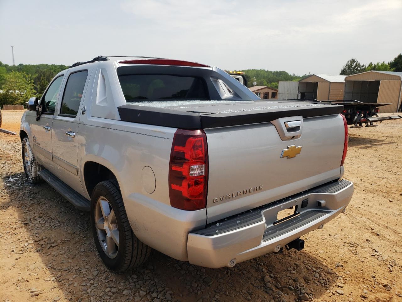 Photo 3 from auction – 2013 CHEVROLET AVALANCHE with VIN 3GNMCEE02DG208386