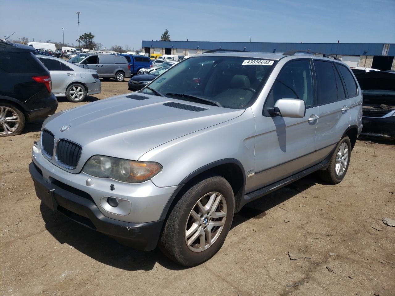 Zdjęcie 2 z aukcji – 2005 BMW X5 3.0I z VIN 5UXFA13565LY12055