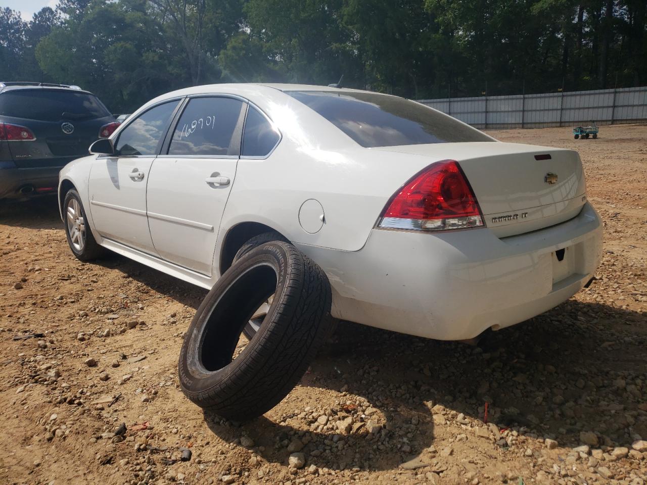 Photo 3 from auction – 2015 CHEVROLET IMPALA LIM with VIN 2G1WB5E39F1160890