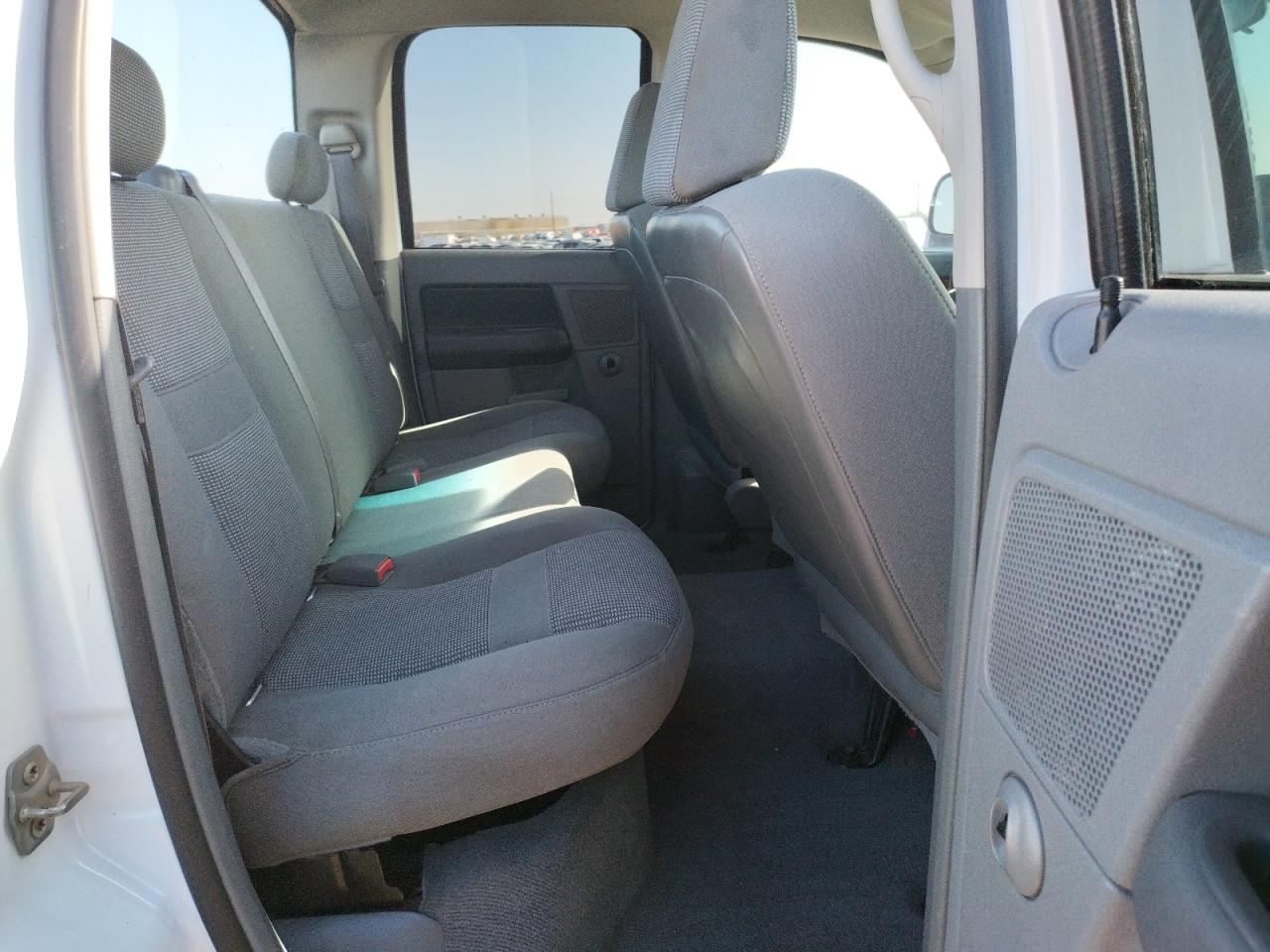 Photo 6 from auction – 2006 DODGE RAM 1500 S with VIN 1D7HU18N16S578074