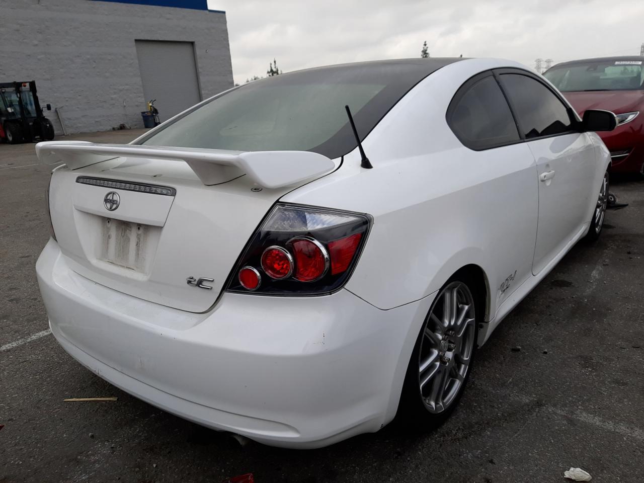 Photo 4 from auction – 2008 SCION TC with VIN JTKDE167280263835