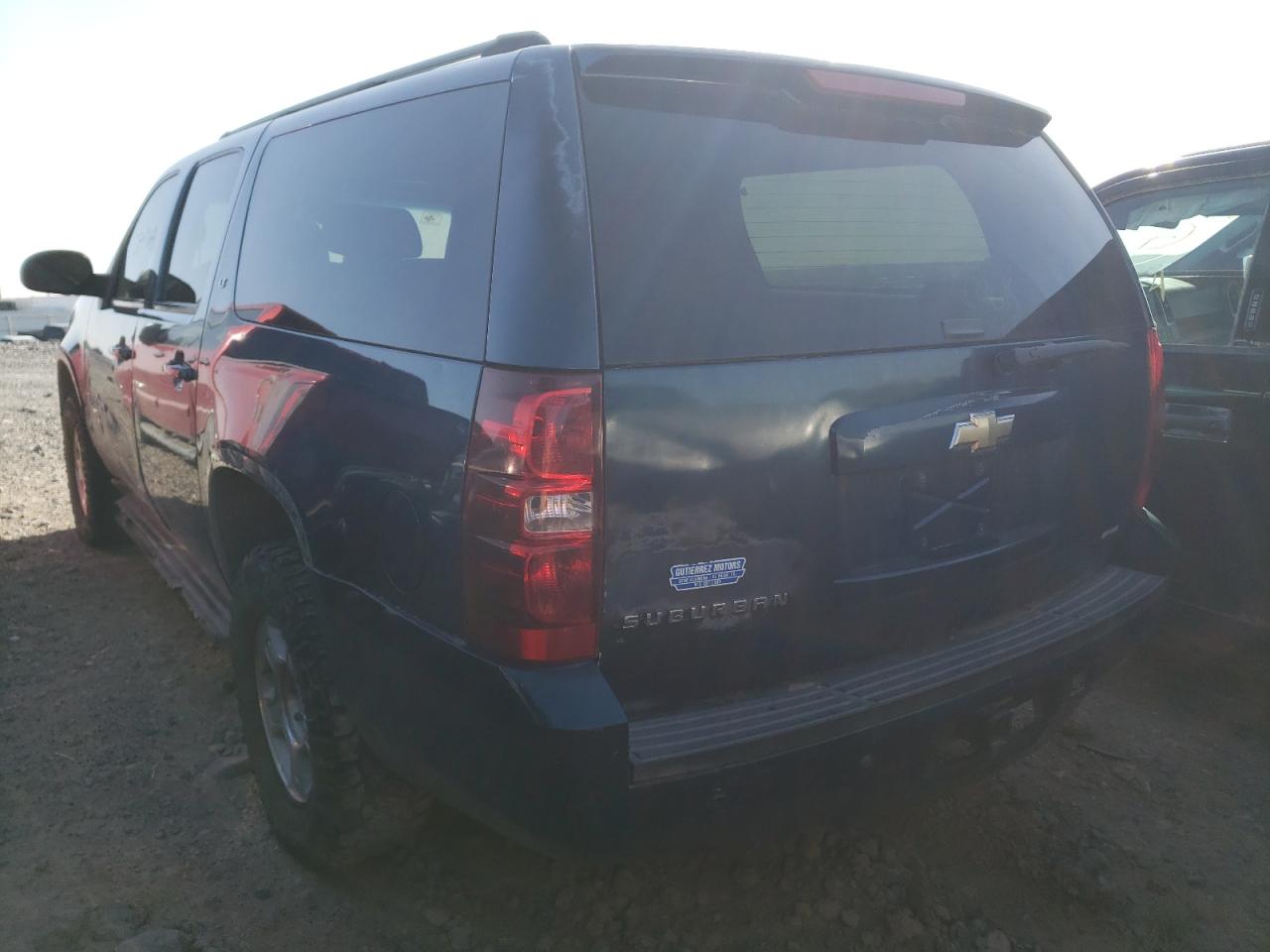 Photo 3 from auction – 2007 CHEVROLET SUBURBAN K with VIN 3GNFK16377G136523
