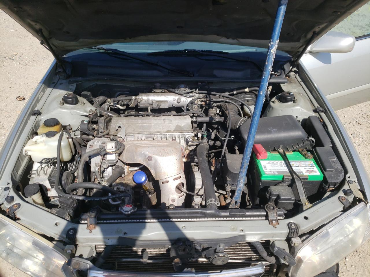Photo 7 from auction – 2001 TOYOTA CAMRY CE with VIN 4T1BG22K71U016085