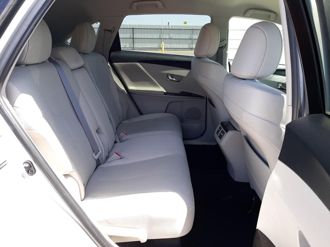 Photo 6 from auction – 2011 TOYOTA VENZA with VIN 4T3ZA3BB9BU043495