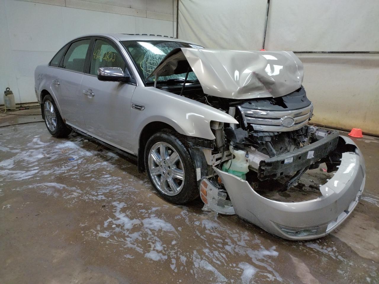 FORD TAURUS LIM 2009 with VIN 1FAHP25WX9G104965 - Photo from auction