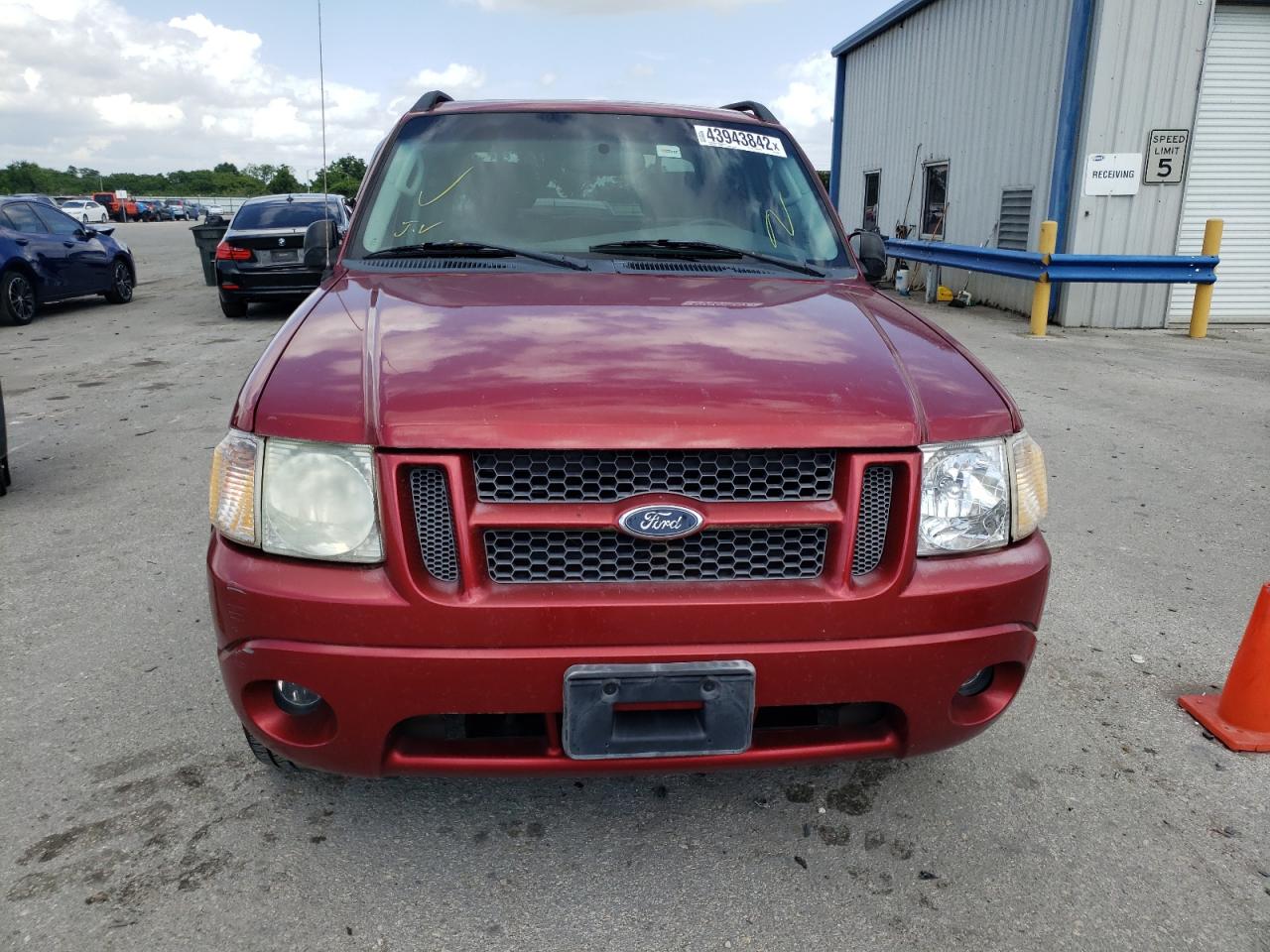Photo 9 from auction – 2005 FORD EXPLORER S with VIN 1FMZU67K05UB77990