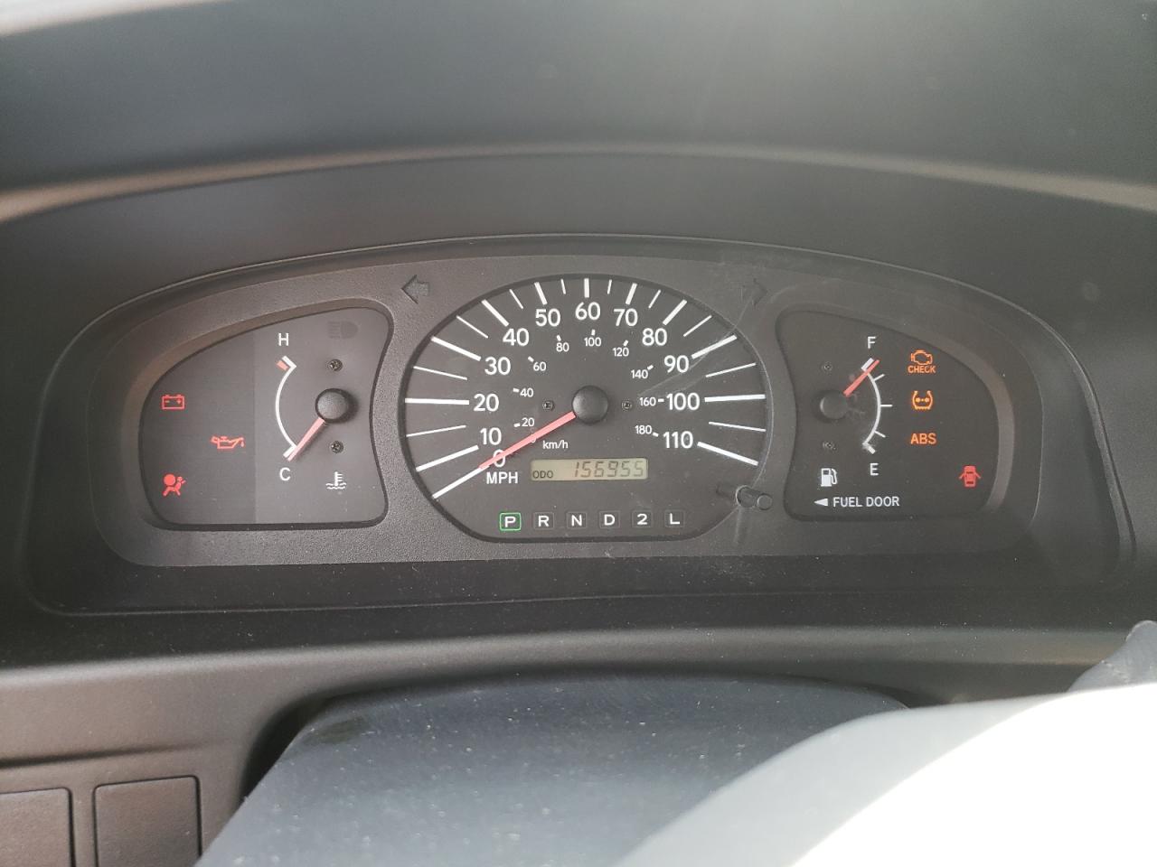 Photo 8 from auction – 2000 TOYOTA SIENNA CE with VIN 4T3ZF19C4YU185105