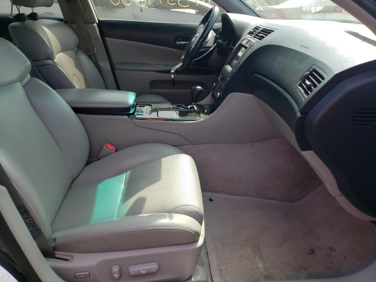 Photo 5 from auction – 2006 LEXUS GS 300 with VIN JTHBH96S165025854
