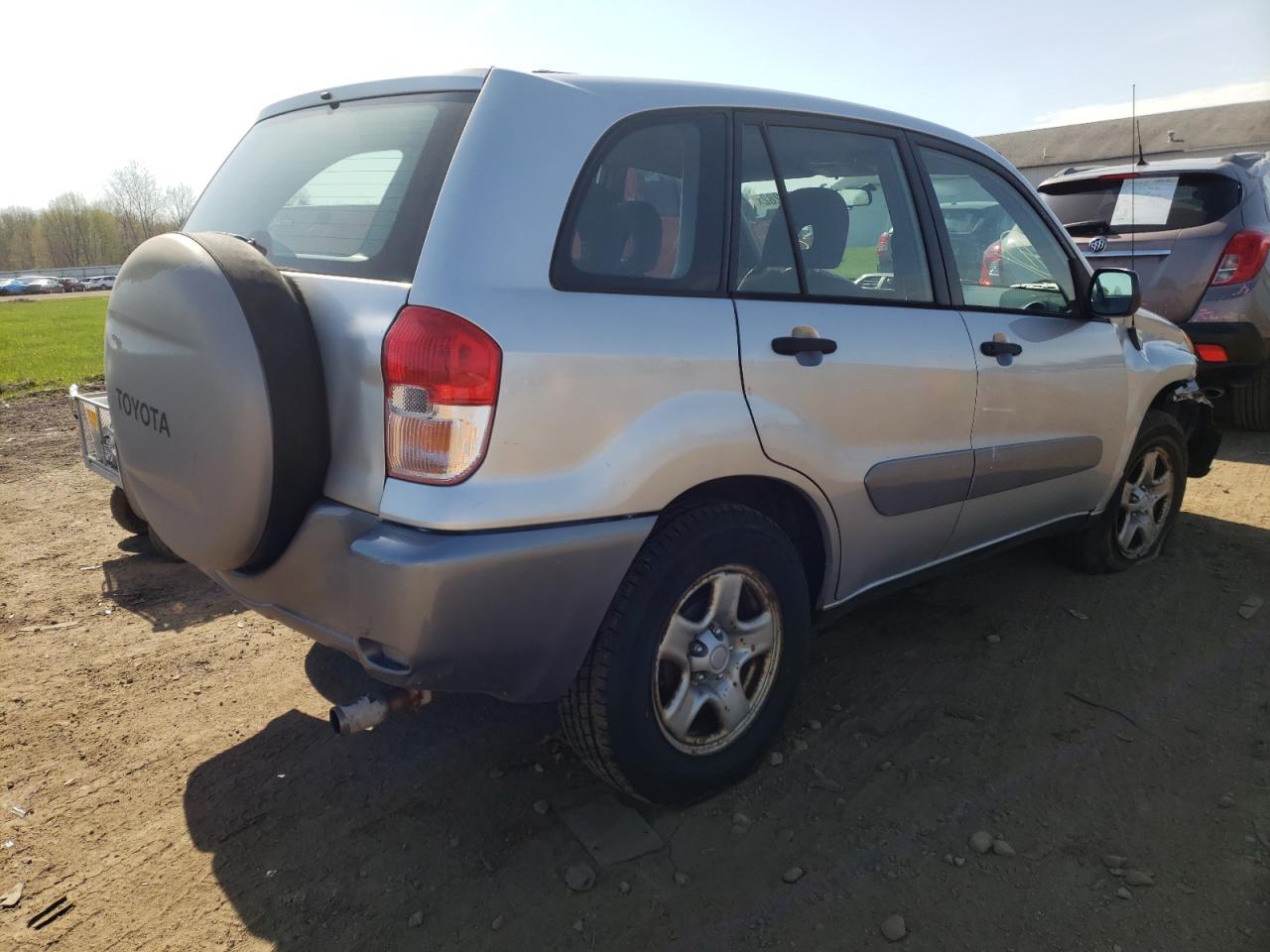 Foto 4 de la subasta – 2003 TOYOTA RAV4 con VIN JTEGH20V830118991