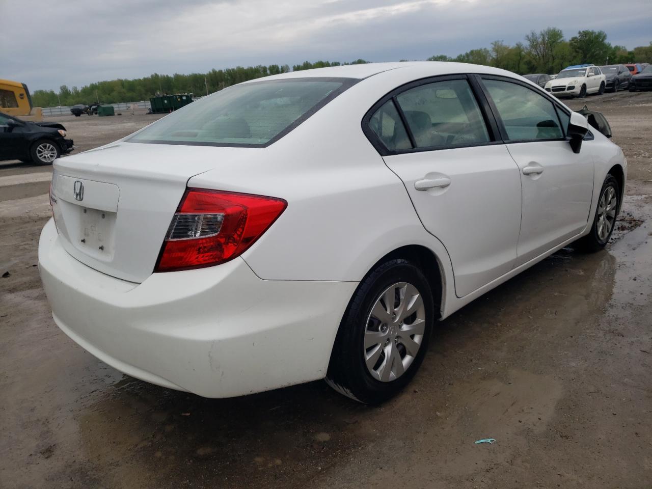 Photo 4 from auction – 2012 HONDA CIVIC LX with VIN 19XFB2F54CE103436