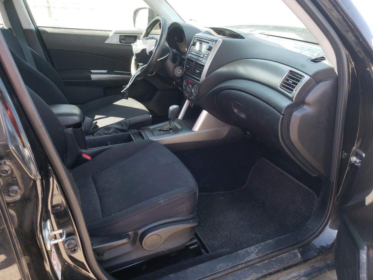 Photo 5 from auction – 2013 SUBARU FORESTER 2 with VIN JF2SHABC7DH417686