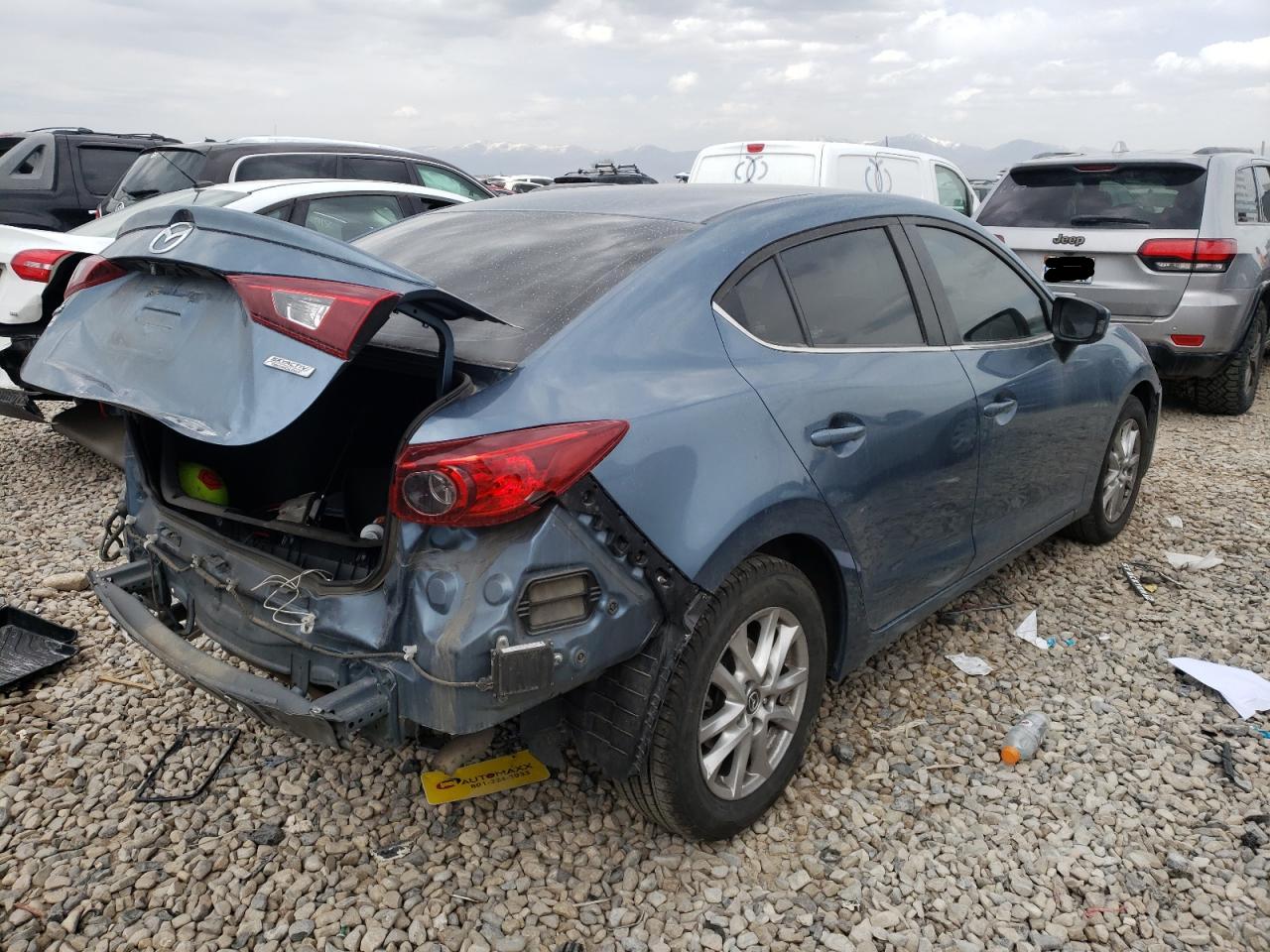 Photo 4 from auction – 2015 MAZDA 3 TOURING with VIN JM1BM1V76F1260088