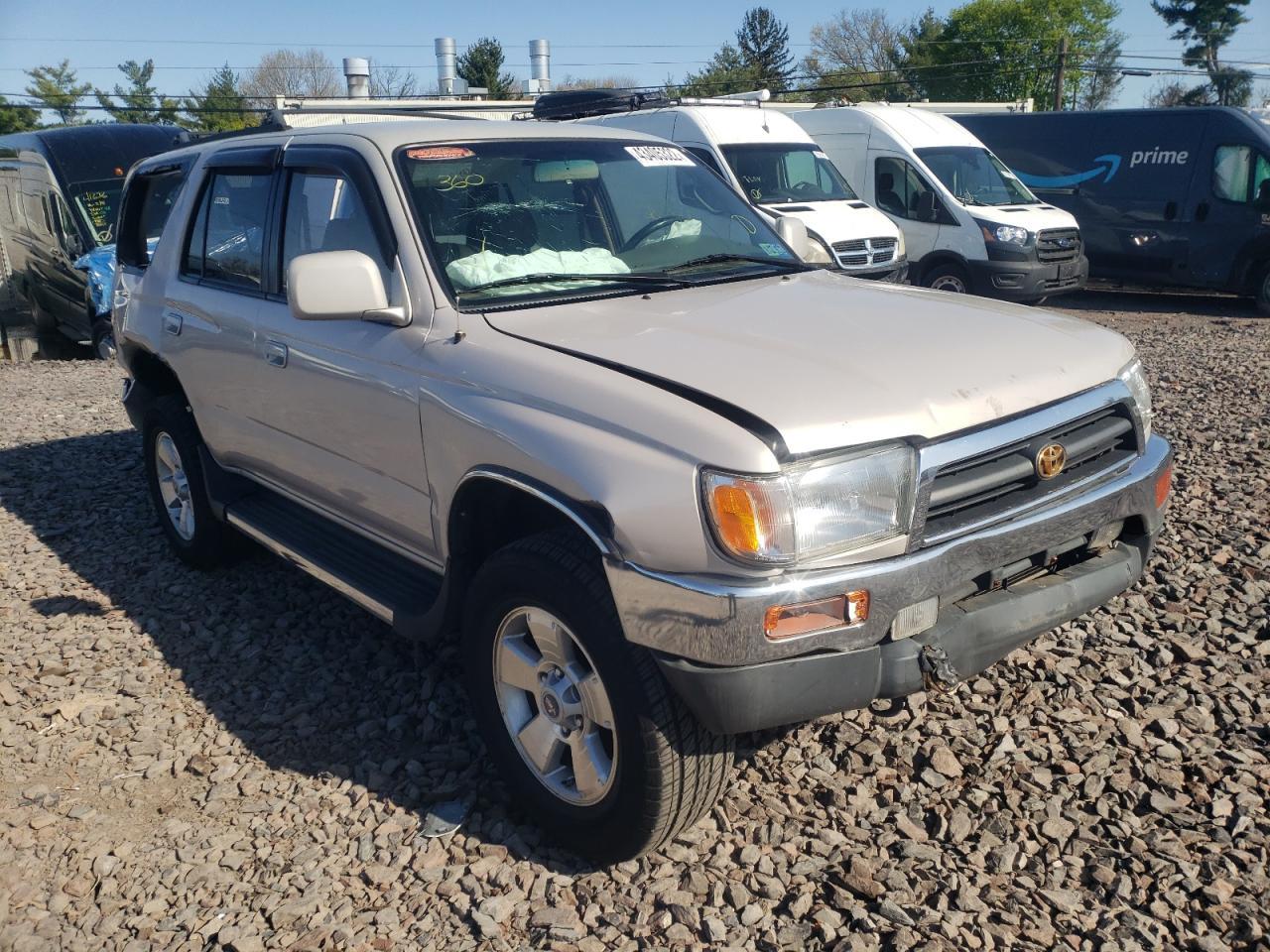 TOYOTA 4RUNNER 1998 with VIN JT3HN86R6W0167940 - Photo from auction